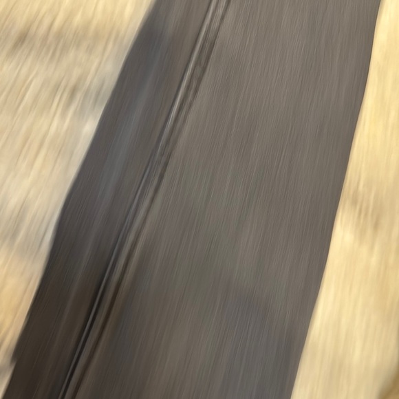 Zara Gray Jeans with Classic Denim Texture and White Tag - Picture 4 of 6